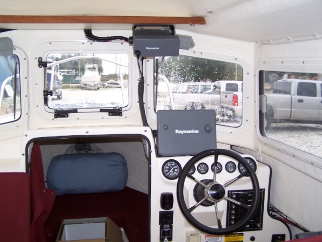 Raymarine C80 and VHF