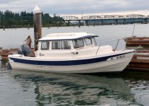 C-Dory-starboard-frnt-2-8x6.JPG