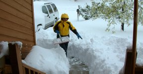 SnoStillSuxE.jpg