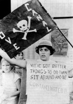 Love_Canal_protest.jpg
