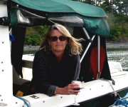 Vicki_on_Halcyon_at_Fossil_Bay_7_20_11.sized.jpg