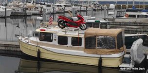 Willie%2520Tug%2520Honda%2520PCX.jpg