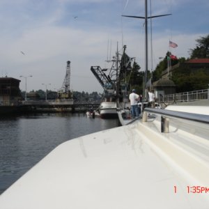 1 Oct Seattle trip
Entering the locks from the 
freshwater side
