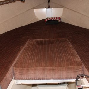 25 V-Berth