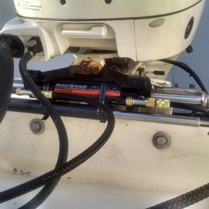 BayStar steering cylinder installed