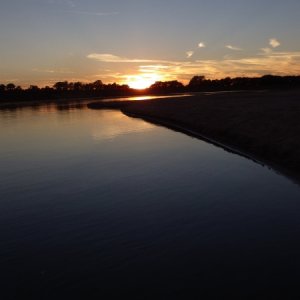 Media 'Sunrise on the Wabash' in album 'We launched at Rocky Point Marina'