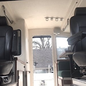 Media 'Driver and Passenger Power Air Cushion Seats' in album 'Tomcat Side Photo'