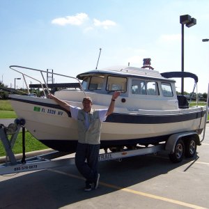 CaptMac saying goodbye to Blue Manatee after trailering it to Lafayette from Amelia Island, Florida.