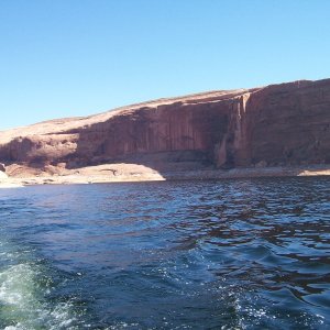 Looking back up lake between Lake Canyon and Annies Canyon after leaving Halls Crossing on 9-23