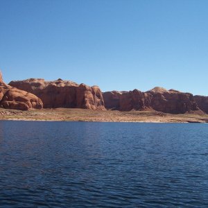 Looking to the East just South of the Escalante River Arm 9-24