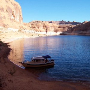 C-Swell on the beach in Reflection Canyon 9-24