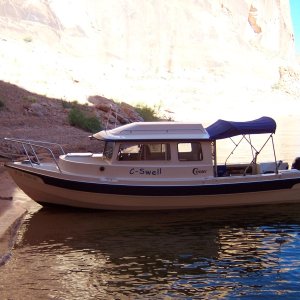 C-Swell on the beach in Reflection Canyon 9-24