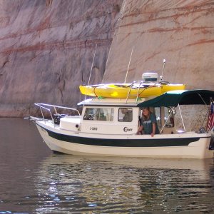 On our way out of Music Temple Canyon we saw our the third C-Dory of this trip, C-Idaho with Jim and Mati on board 9-25