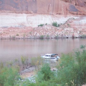 Jody anchored at Explorer Canyon in his C-Dory 22 9-26