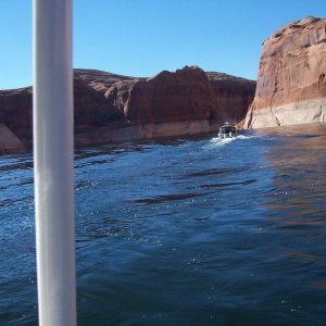 Halcyon heading into Willow Creek Canyon on the Escalante River Arm 9-27