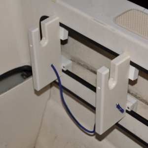 Media 'DSC 0405' in album 'Stern Anchor Stowage without Drilling Holes'