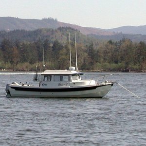(B~C) trying to catch a fish at the Cathalamet cruise, spring 04