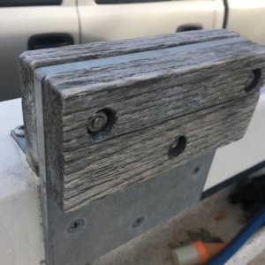 Kicker storage bkt port side of 25