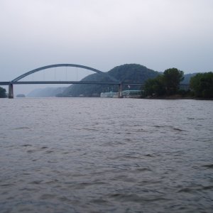 Bridge between Marquette,IA.& Prairie du Chein, WI.