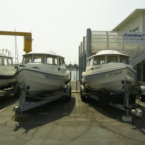 C-Hawk & Fishtales side-by-side at Channel Islands Landing / Catalina Yacht Anchorage.
All electronics and equipment will be transfered over from Fishtales to C-Hawk