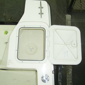 Port Lazerette cover- A So-Pac access hatch 4000 series m/n #SPA-40154 (dream white)
Made in New Zealand
www.sopac.co.nz