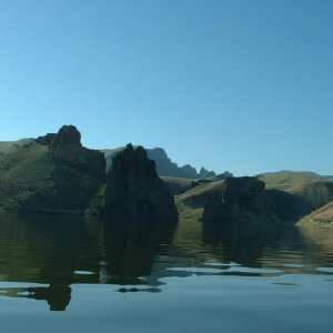 (B~C) there\'s lots of neat geology but not many neat pics