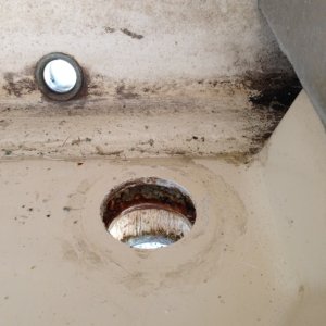Media 'Transducer hole in sump' in album 'Transducer hole in sump'