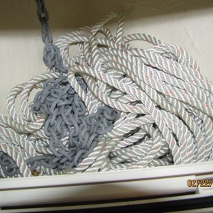 Anchor rode locker