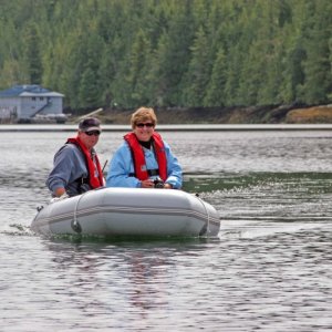 Bob & Betsy Burks exploring. (Sea Pal)