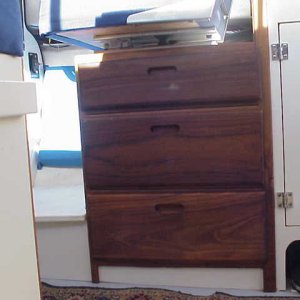 (SEA3PO) these are oak drawers and teak fronts