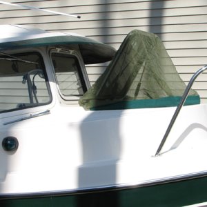 Hatch screen