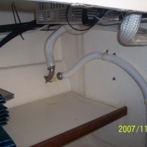 Media '009' in album 'Mine came without so I had a blank counter top.'