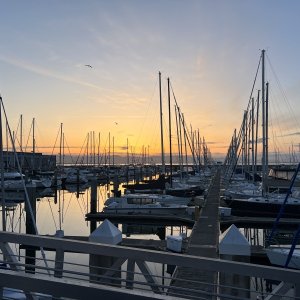 Media 'South Beach Harbor Sunrise' in album 'Launching at Delta Marina in Rio Vista'