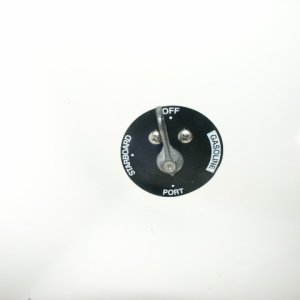 Close up photo of fuel tank selector switch