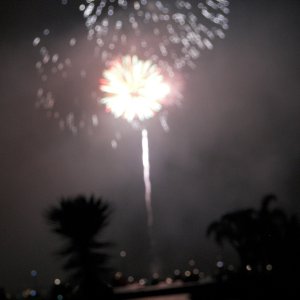 Clear Lake and Kemah Pass had simultaneous, competing fireworks displays.