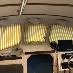 Media 'all front windows w/snaps' in album 'Exterior view'