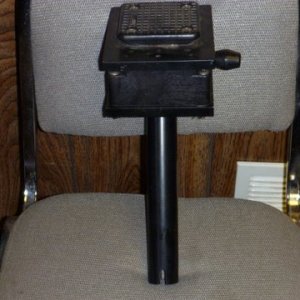 vertical picture of the rod holder mounted Cannon downrigger swivel base    $75.00