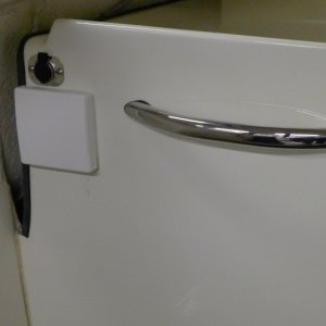 18
Passenger Grab Handle 
&
12Volt Socket Installed