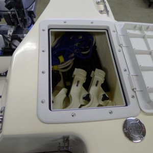 43
Port Aft
Storage Box