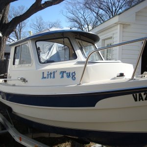 Looking at Litl' Tug in old owners yard.