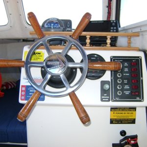 Litl Tug Helm