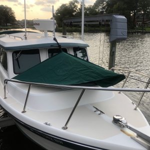 Media 'CapeCruiserBowShade1' in album 'CapeCruiserBowShade1'