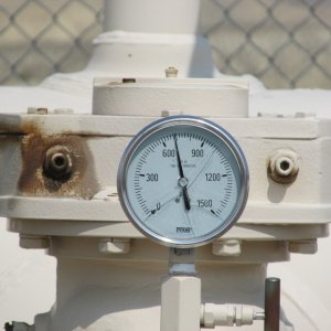 Media 'Natural gas pipeline pressure' in album 'Flaming Gorge Reservoir 2015'