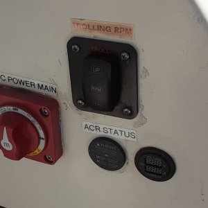 Maiin switch, troll controller and amp meters