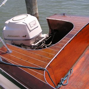 Media 'classic boat show 2005 041' in album '1957 16 ft Barbour with a 1959 Johnson 50hp'
