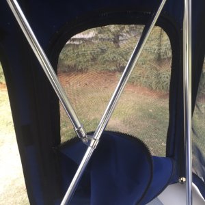 Fix Corner Screens with zipper closure
