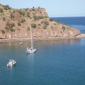 Media 'Agua Verde, Baja California Sur. It is mostly cruising sailboats moving south on this trip.' in album 'Tucker underway'
