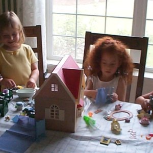 Haley turns 5
That's her with the orange hair :-)