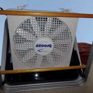 Cooling --endless Breeze 3 speed fan in the hatch for those "hot nights"