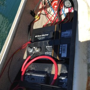 Media 'Mini ACR installed with Blue Seas buss.' in album 'Mini ACR installed with Blue Seas buss.'